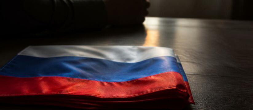 В Тобольске глава города Петр Вагин передал сем...