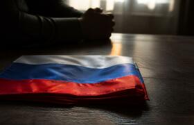 Вагин передал семьям тоболяков ордена Мужества ...